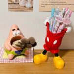 מעמד דקורטיבי לשולחן בדמות מיקי מאוס