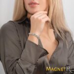 צמיד מגנטי עם קריסטלים לנשים