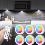 מנורת LED צבעונית עם שלט רחוק