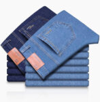 מכנסי ג'ינס קלאסיים בגזרה ישרה